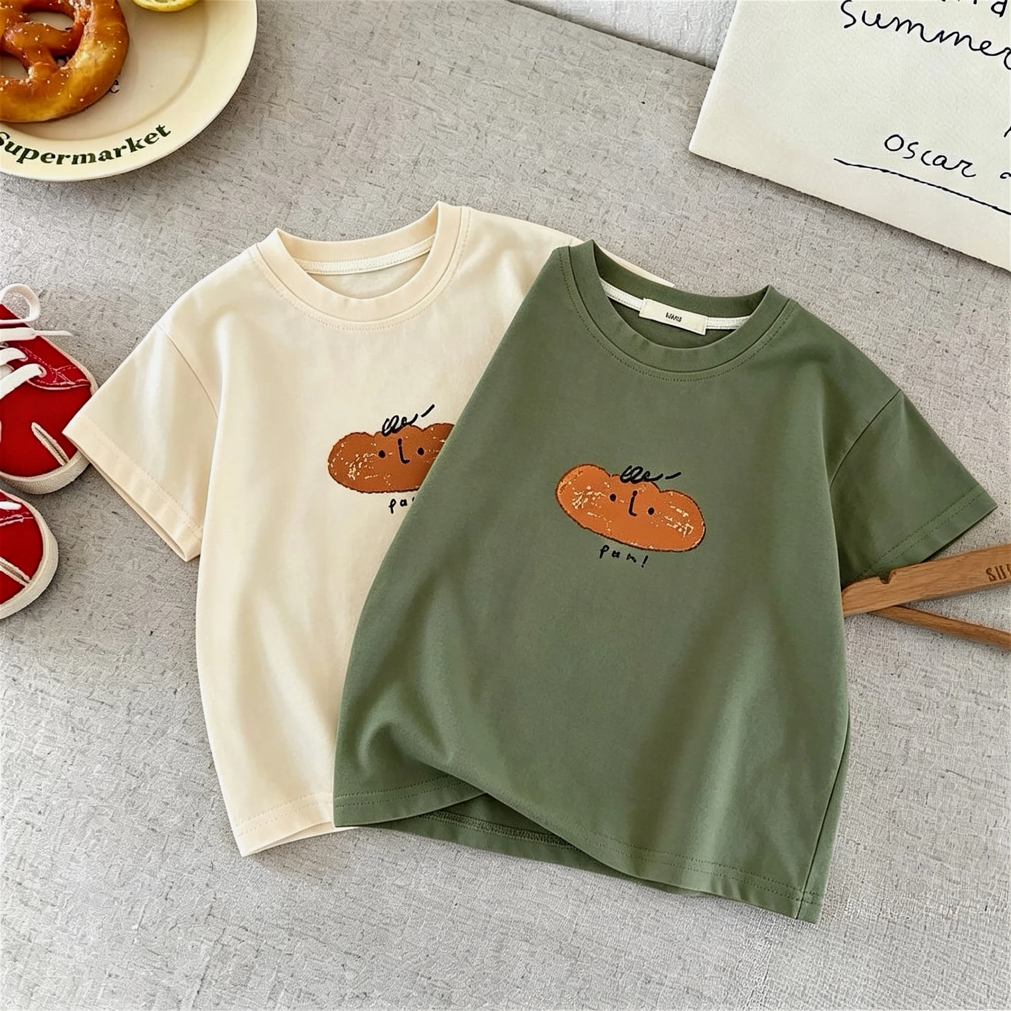 Camiseta de manga corta para niños estampado sencillo cuello redondo