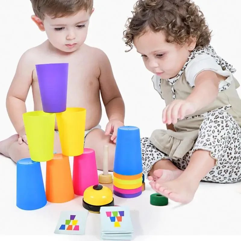Vasos apilables Montessori con colores y lógica para niños - imagen 4