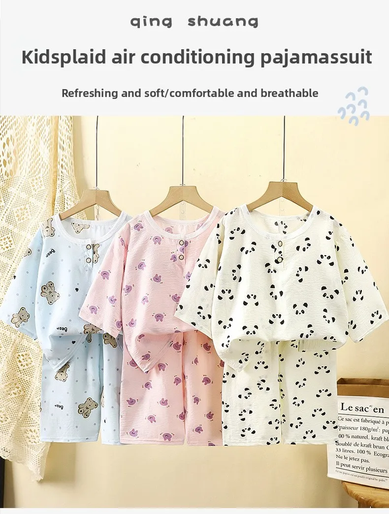 Niño vestido con conjunto de verano fresco y cómodo