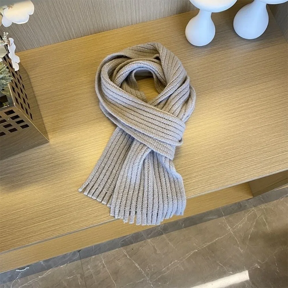 Bufanda infantil de punto con borlas – Cálida para invierno - imagen 2