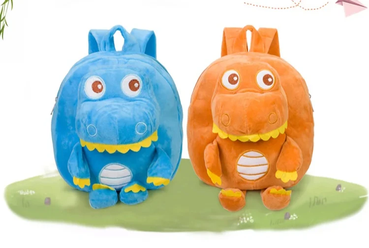 Mochila de peluche con estampado de tiranosaurio