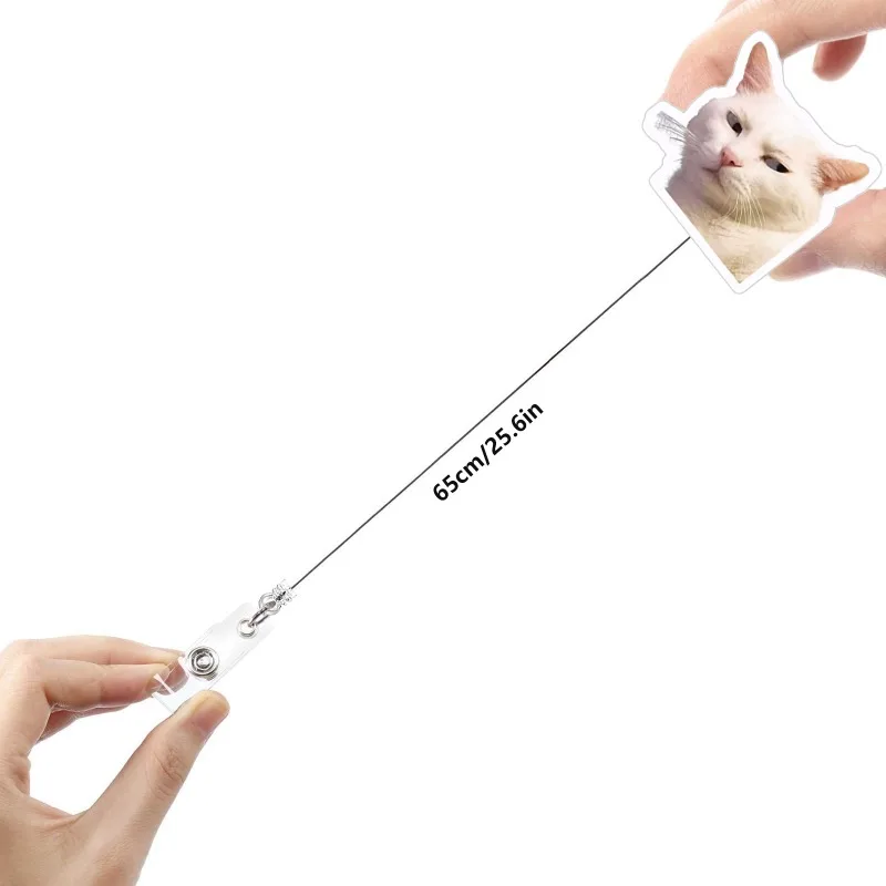Porta carnet retráctil de enfermera con cordón y gatito - imagen 3