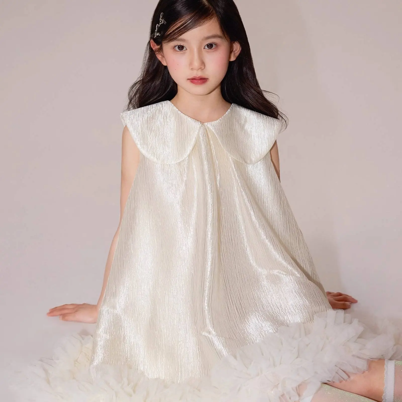 Vestido ligero sin mangas con cuello Peter Pan para fiestas y bodas