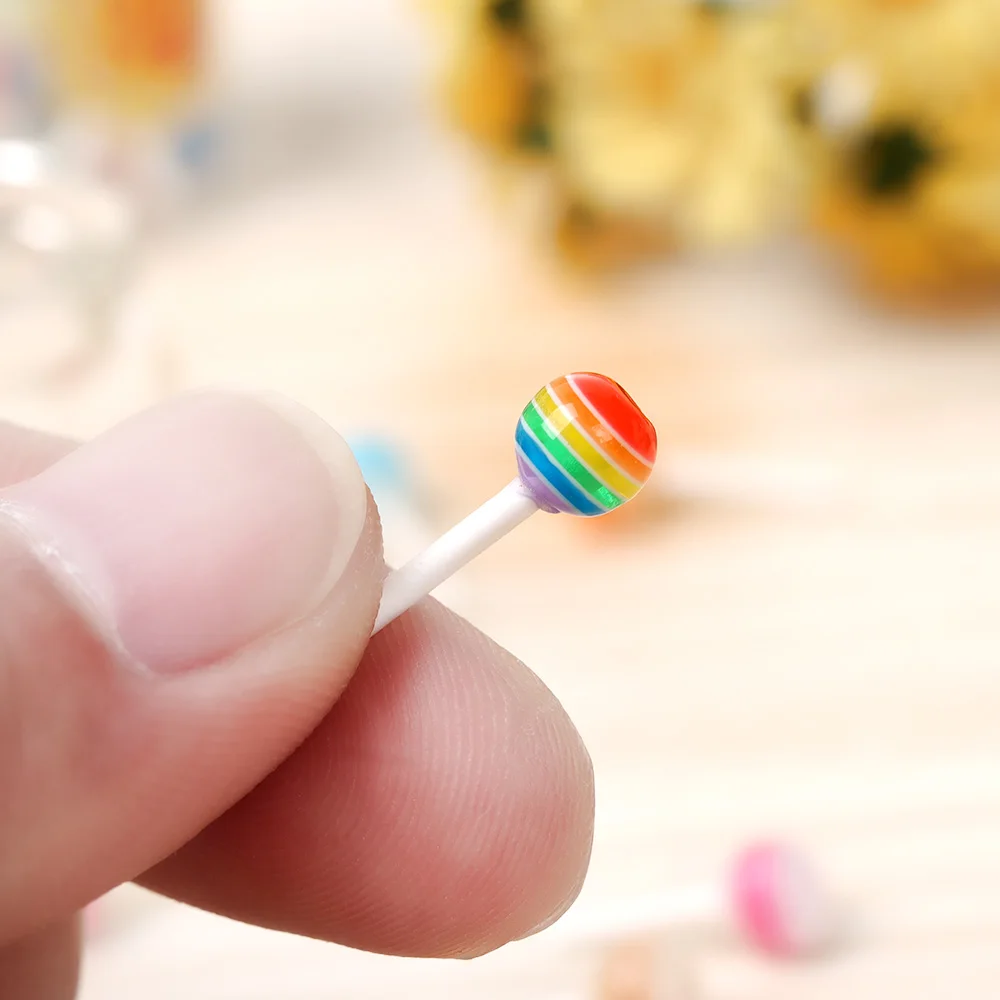 Piruletas en miniatura para casas de muñecas con tarro