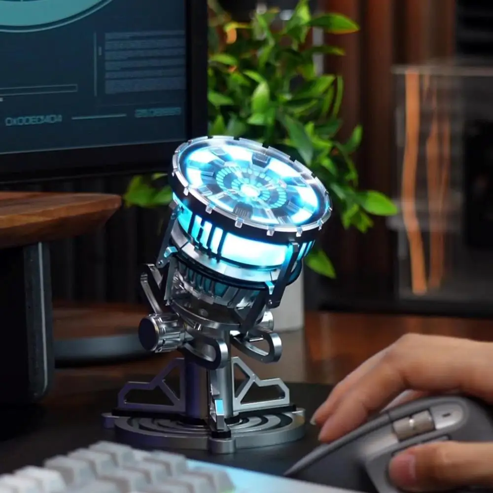 Figura Iron Man MK3 con luz LED tipo lámpara de pecho - imagen 2