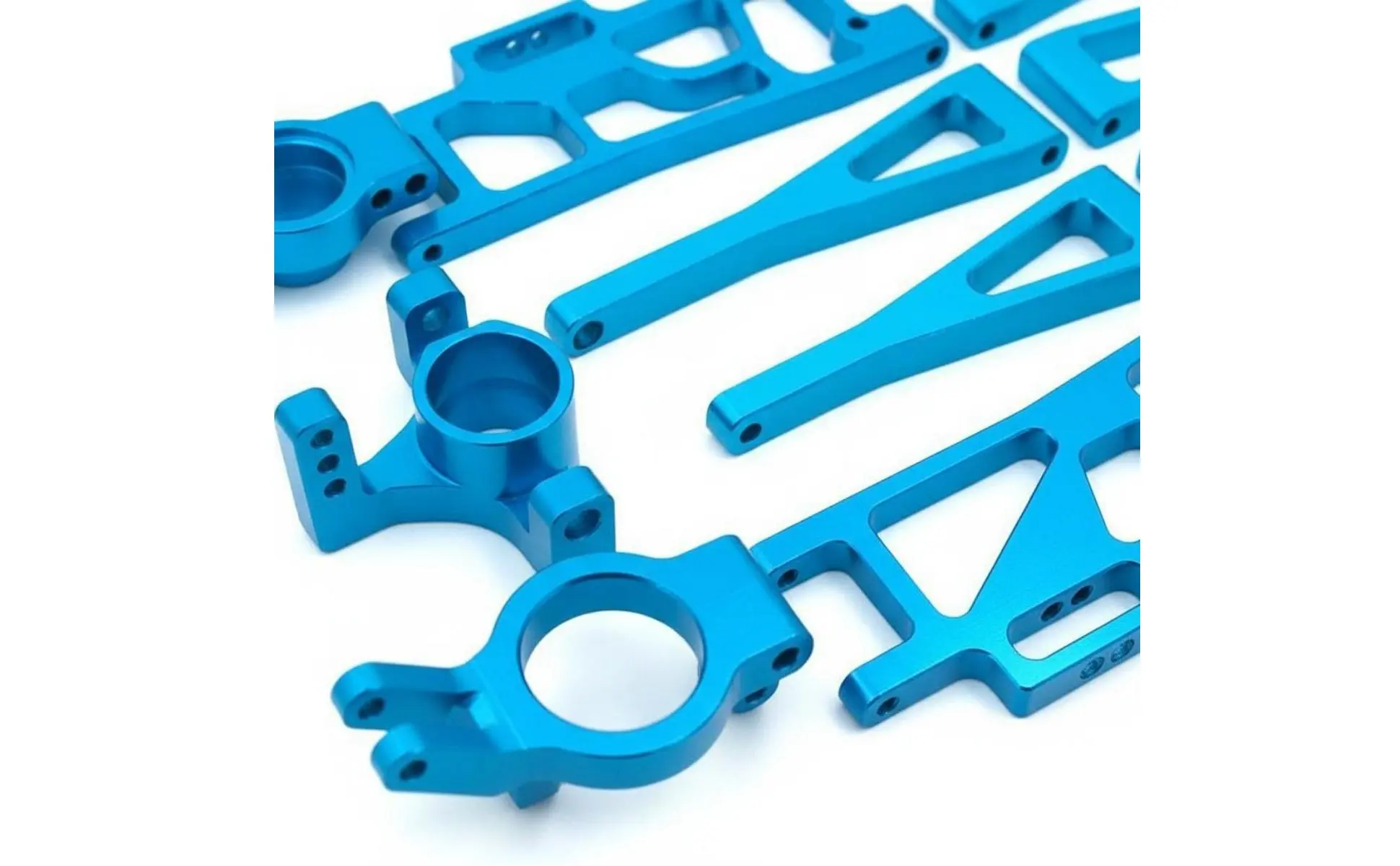 Copas de dirección y elementos del kit RC