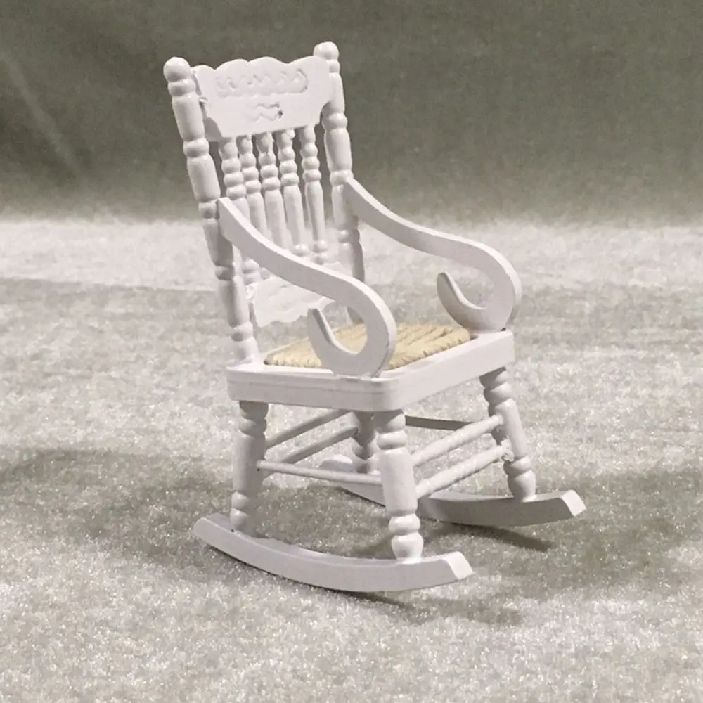 Mecedora miniatura de madera para casa de muñecas 1/12 - imagen 5