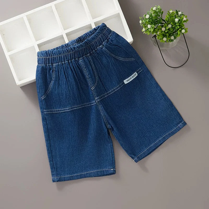 Pantalones cortos de mezclilla infantil color sólido