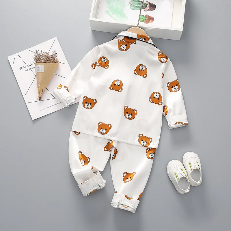 Pijama infantil en color rosa