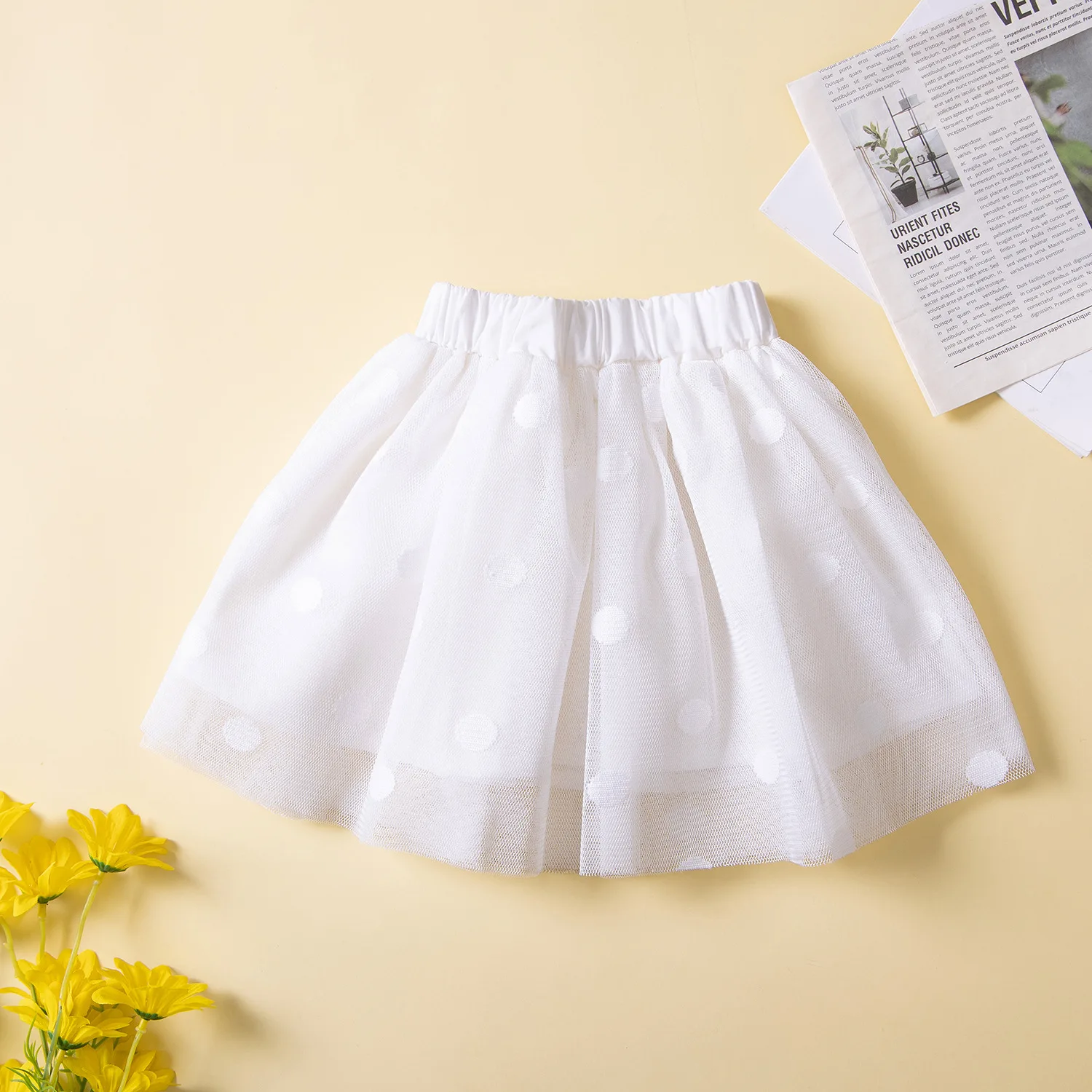 Conjunto verano infantil con camiseta de algodón y falda de malla - imagen 5