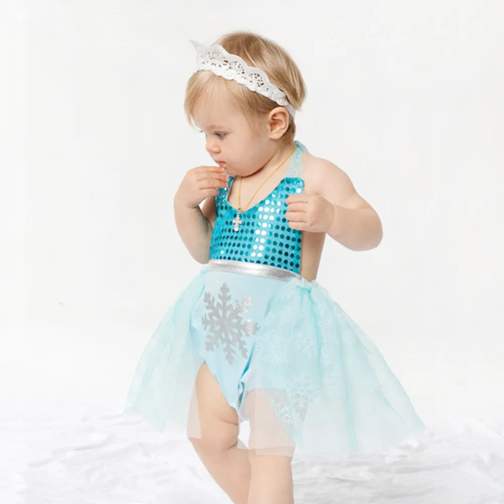 Conjunto de encaje para bebé con falda de tirantes y diadema - imagen 3