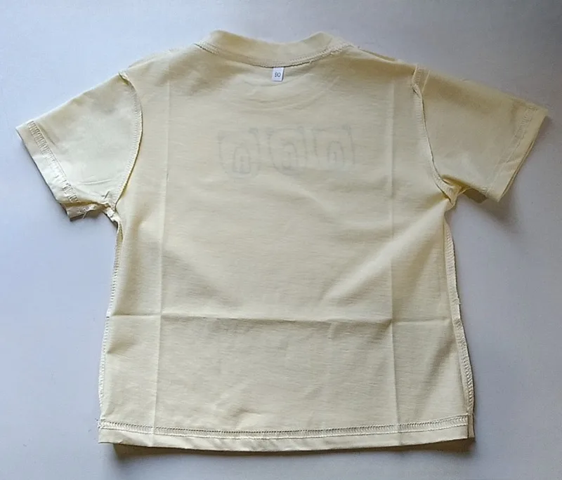 Camiseta infantil para uso diario