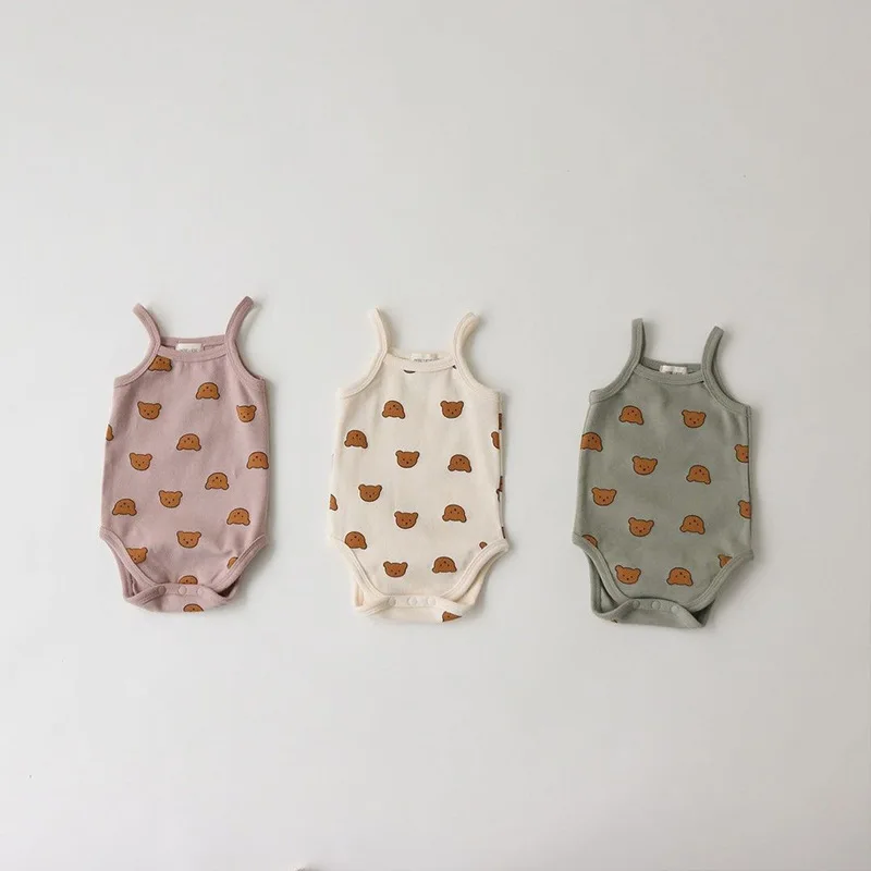 Combinación veraniega con body de tirantes