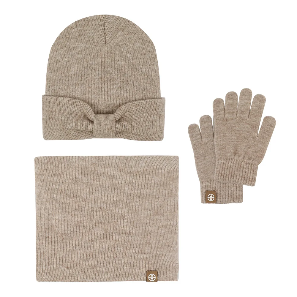 Conjunto bebé niña invierno con gorro lazo, guantes y bufanda - imagen 5