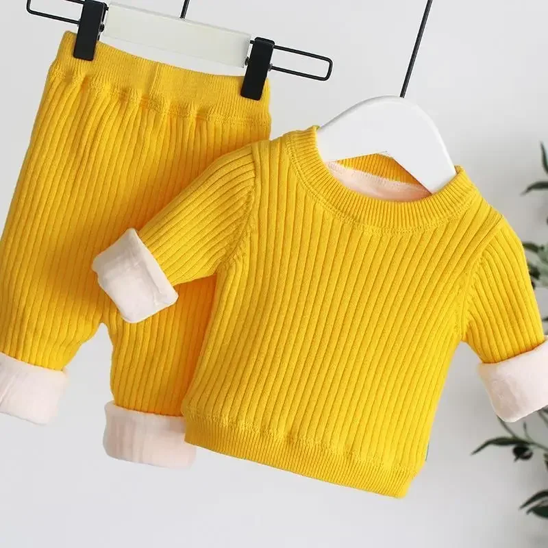 Conjunto acolchado bebé invierno – Top y pantalón - imagen 3