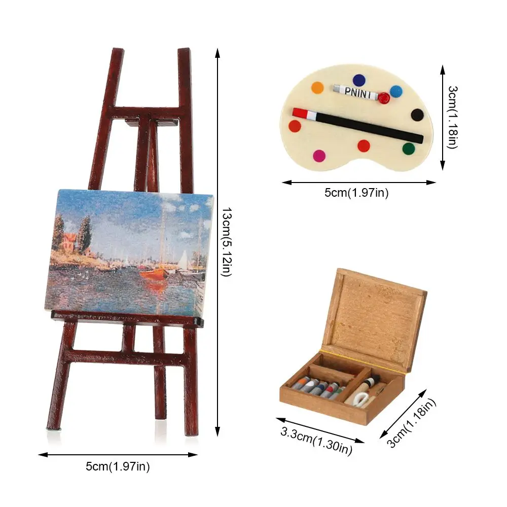 Detalle del caballete en miniatura de madera con tablero y bolígrafo