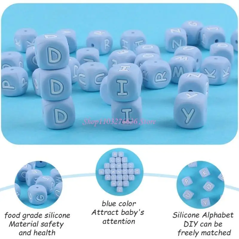 Clip para chupete con cuentas de silicona letras azules