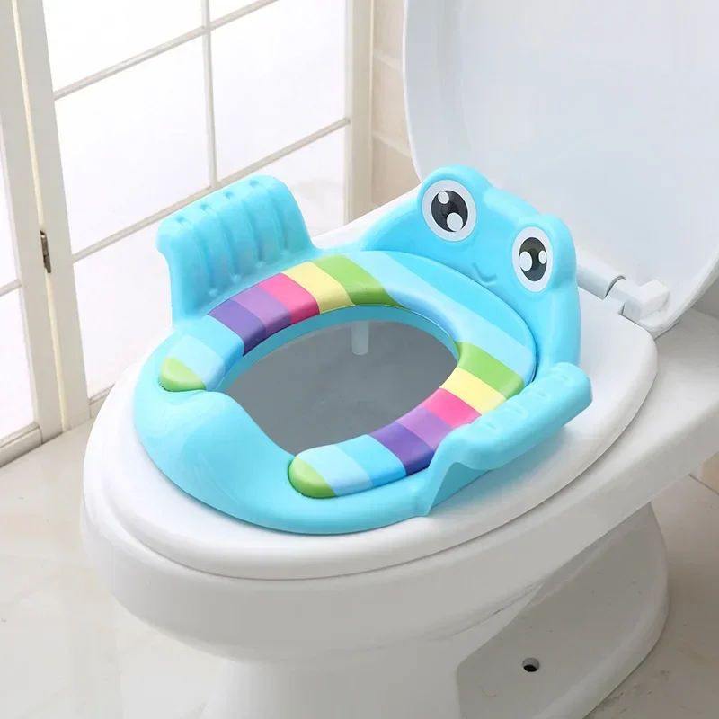Asiento reductor portátil para inodoro de bebé