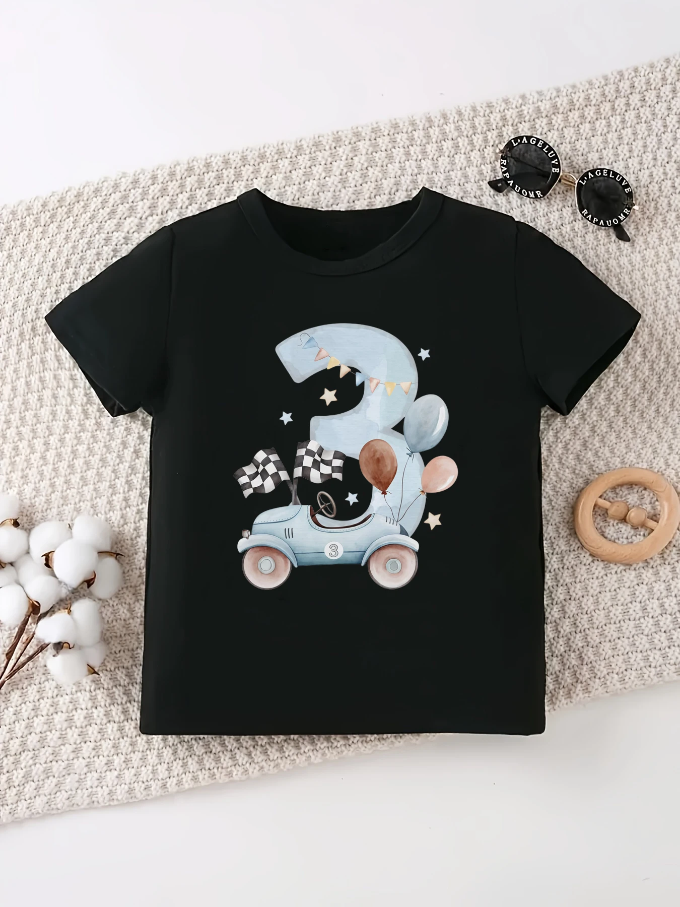 Camiseta infantil estampado globos y bandera de carreras - imagen 4
