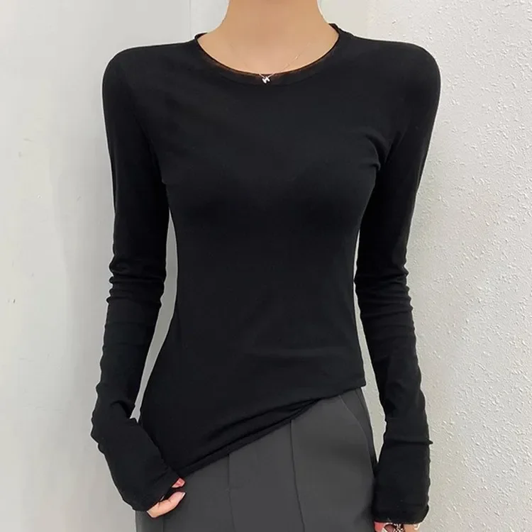 Detalle del ajuste ceñido para llevar debajo de blusas
