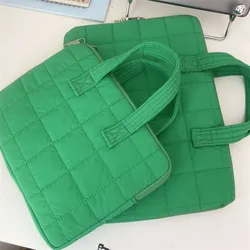 Bolsa protectora infantil a cuadros para portátil con asa suave