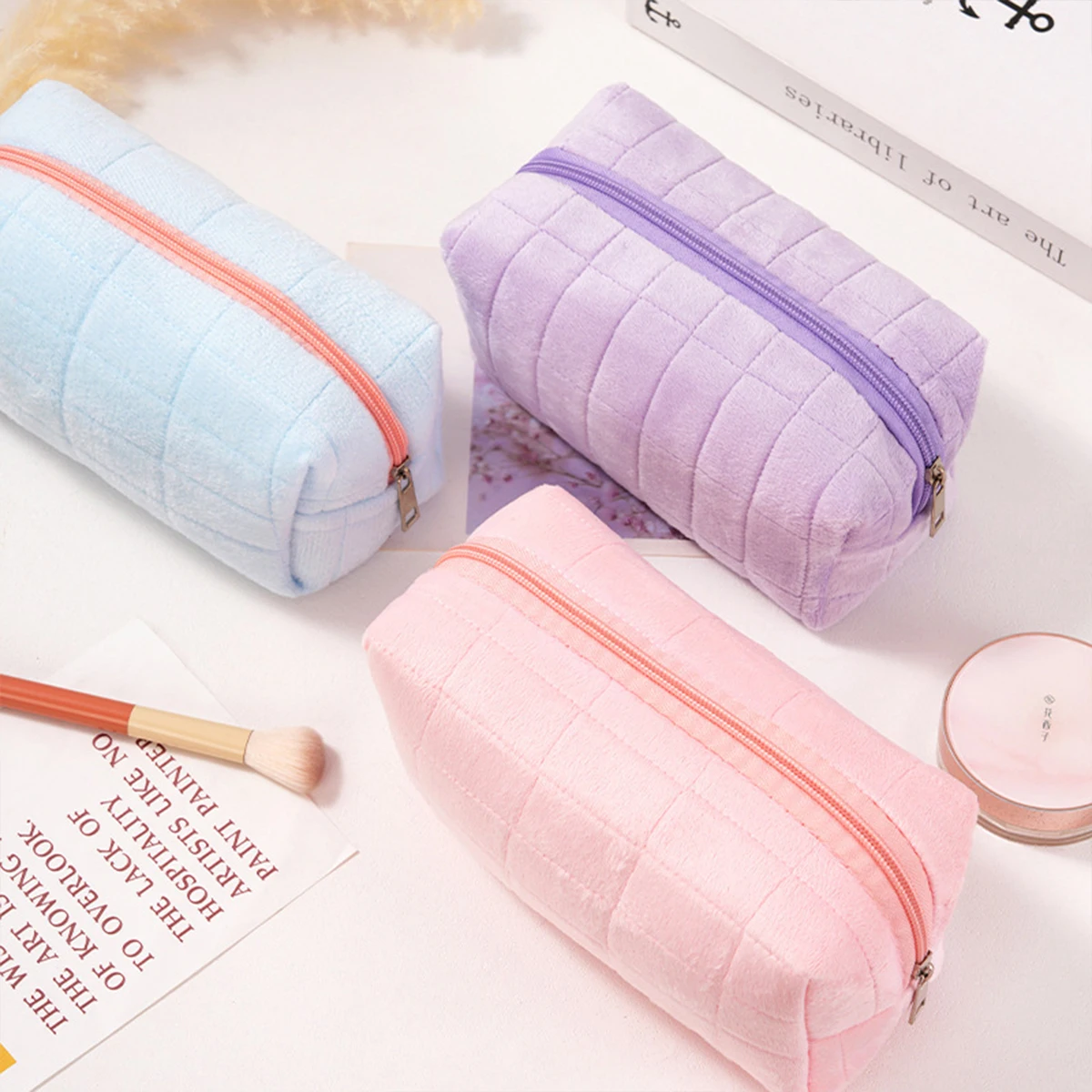 Neceser infantil de felpa para niñas – Bolsa maquillaje con cremallera - imagen 3