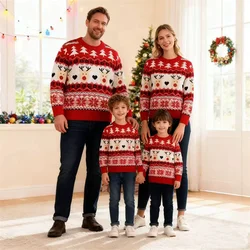 Conjuntos de punto navideños a juego para toda la familia