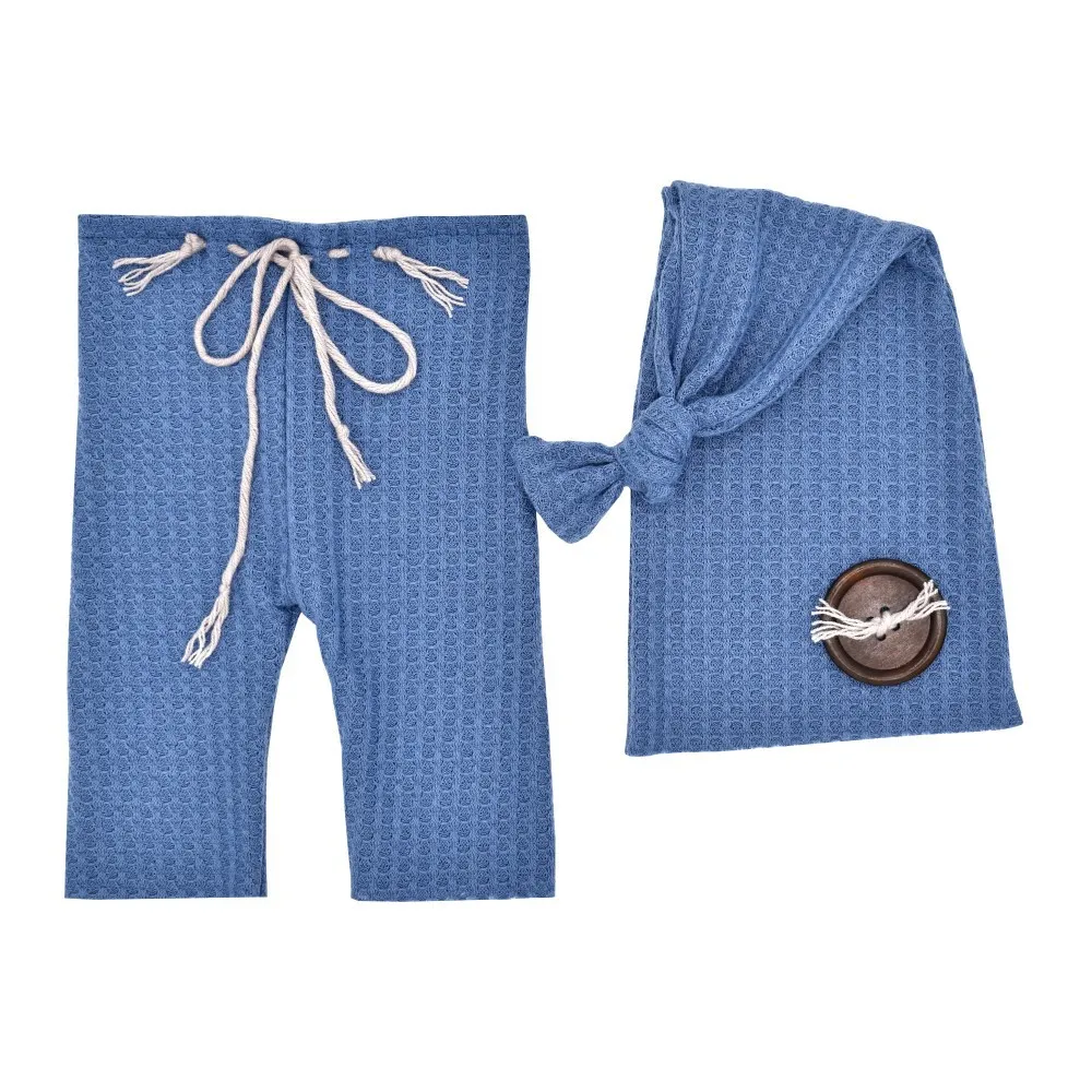 Look completo: pantalón de punto y gorro para fotos