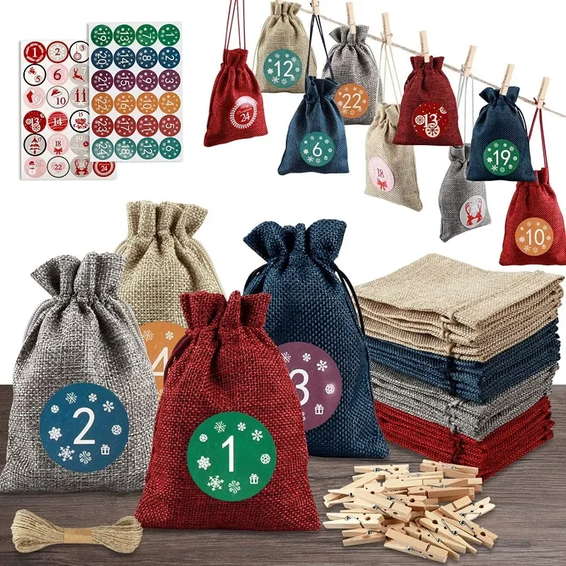 Detalle de las pegatinas digitales con motivos navideños