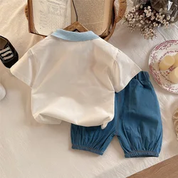 Conjunto de verano para bebé: camiseta algodón y vaqueros