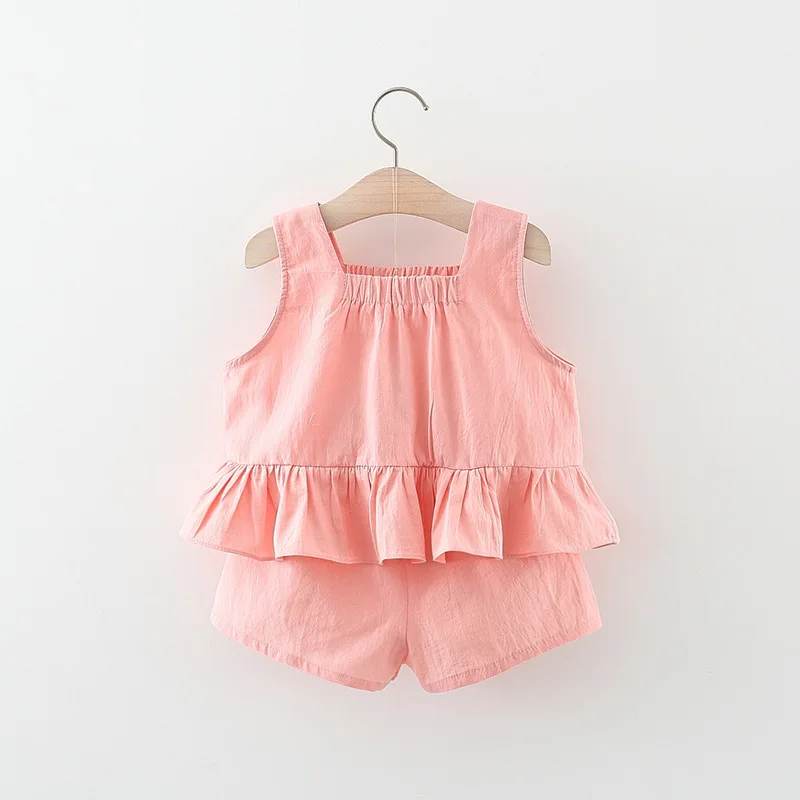Conjunto veraniego para bebé: camiseta sin mangas y short floreado - imagen 2