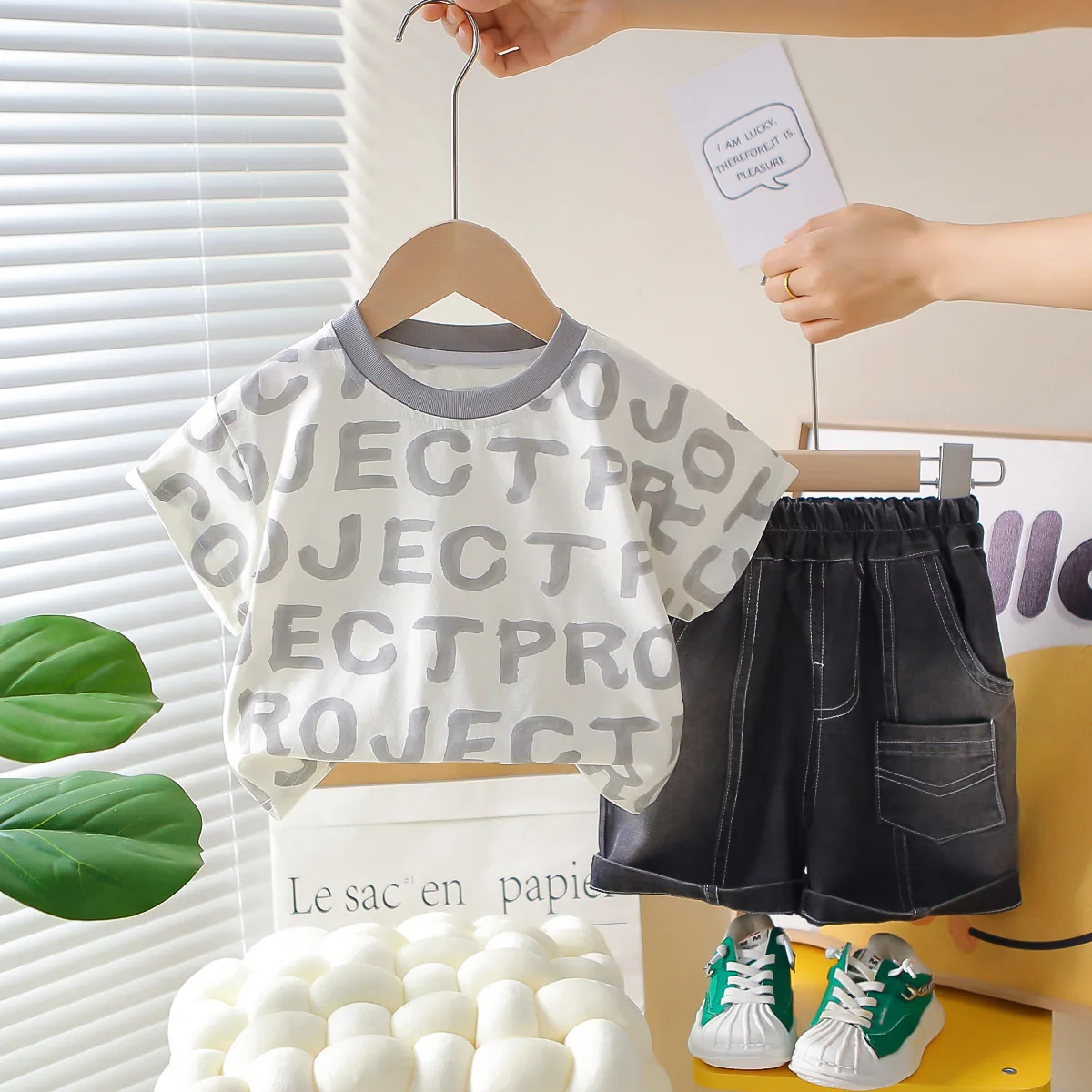 Variación del look infantil con prendas coordinadas