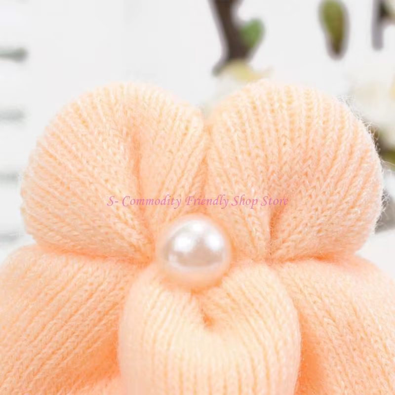 Gorro puesto en bebé