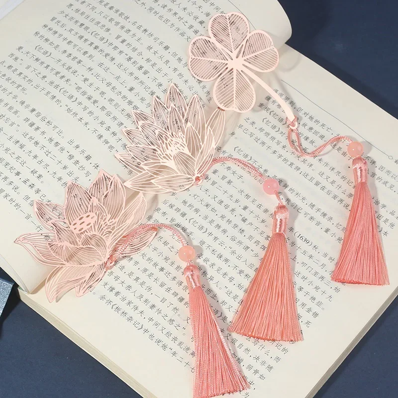 Marcapáginas infantil artesanal flor de loto rosa estilo chino - imagen 2