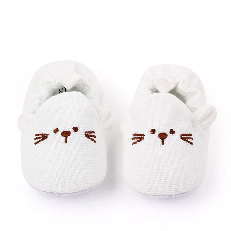Zapatos de cuna blandos antideslizantes para bebé con dibujos animados - imagen 4