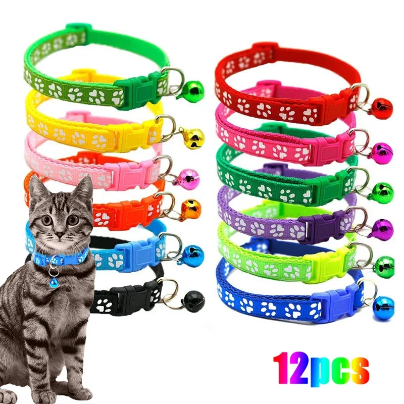 Collar para gato con cascabel y huellas bordadas ajustable - imagen 3