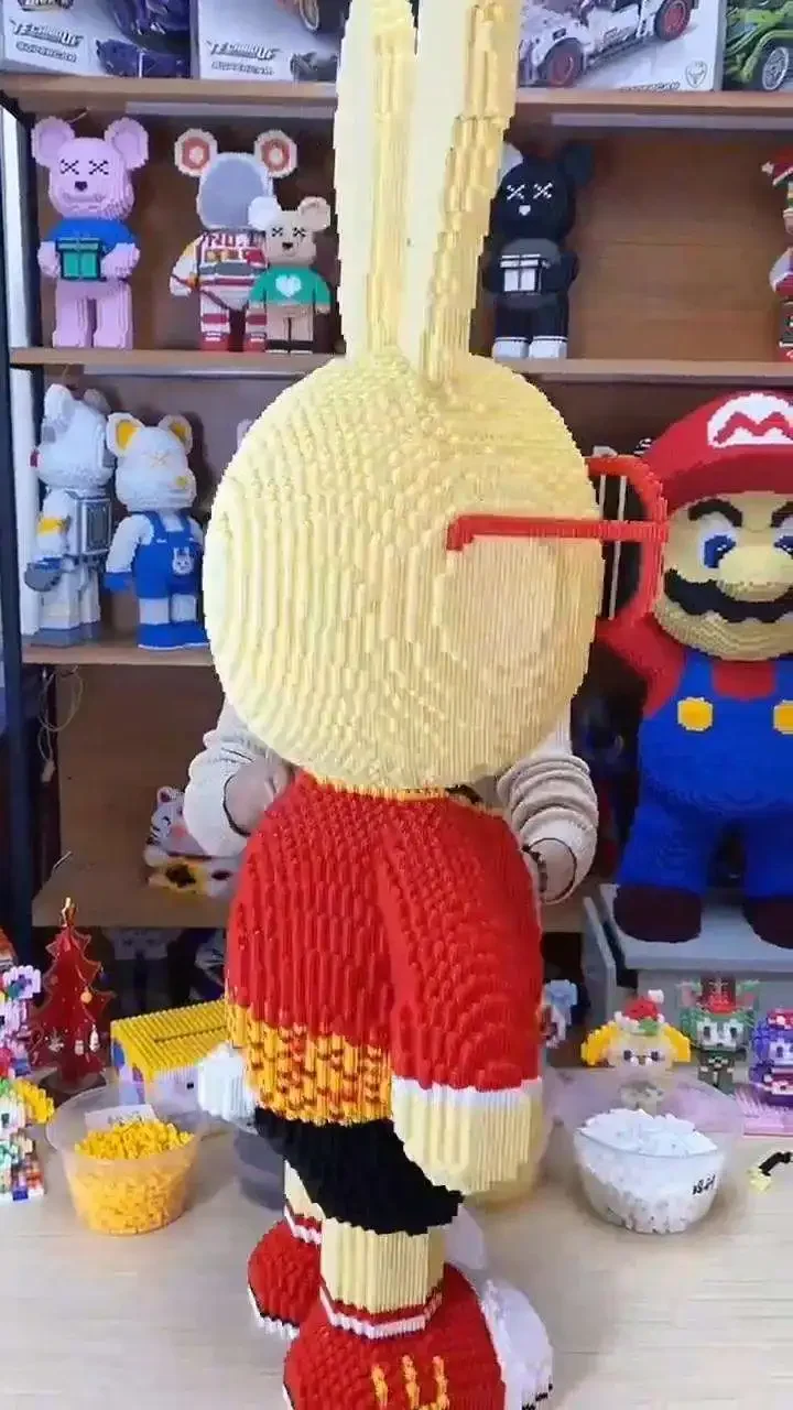 Niños construyendo juntos