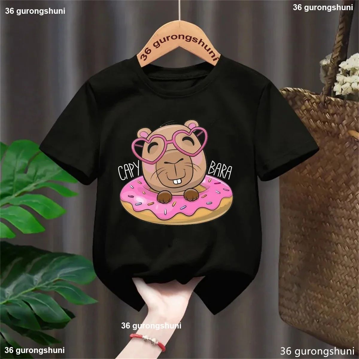 Camiseta infantil de capibara donut de chocolate, manga corta - imagen 3