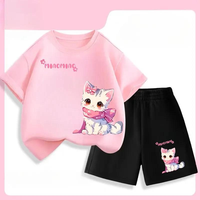 Niñas usando conjunto gato verano