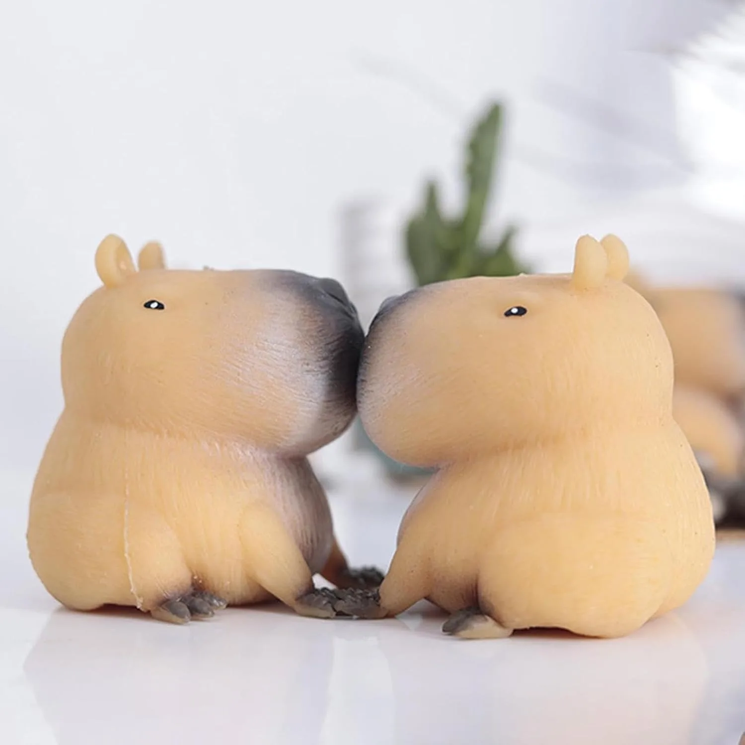 Juguete antiestrés capibara regordeta para apretar súper suave - imagen 5
