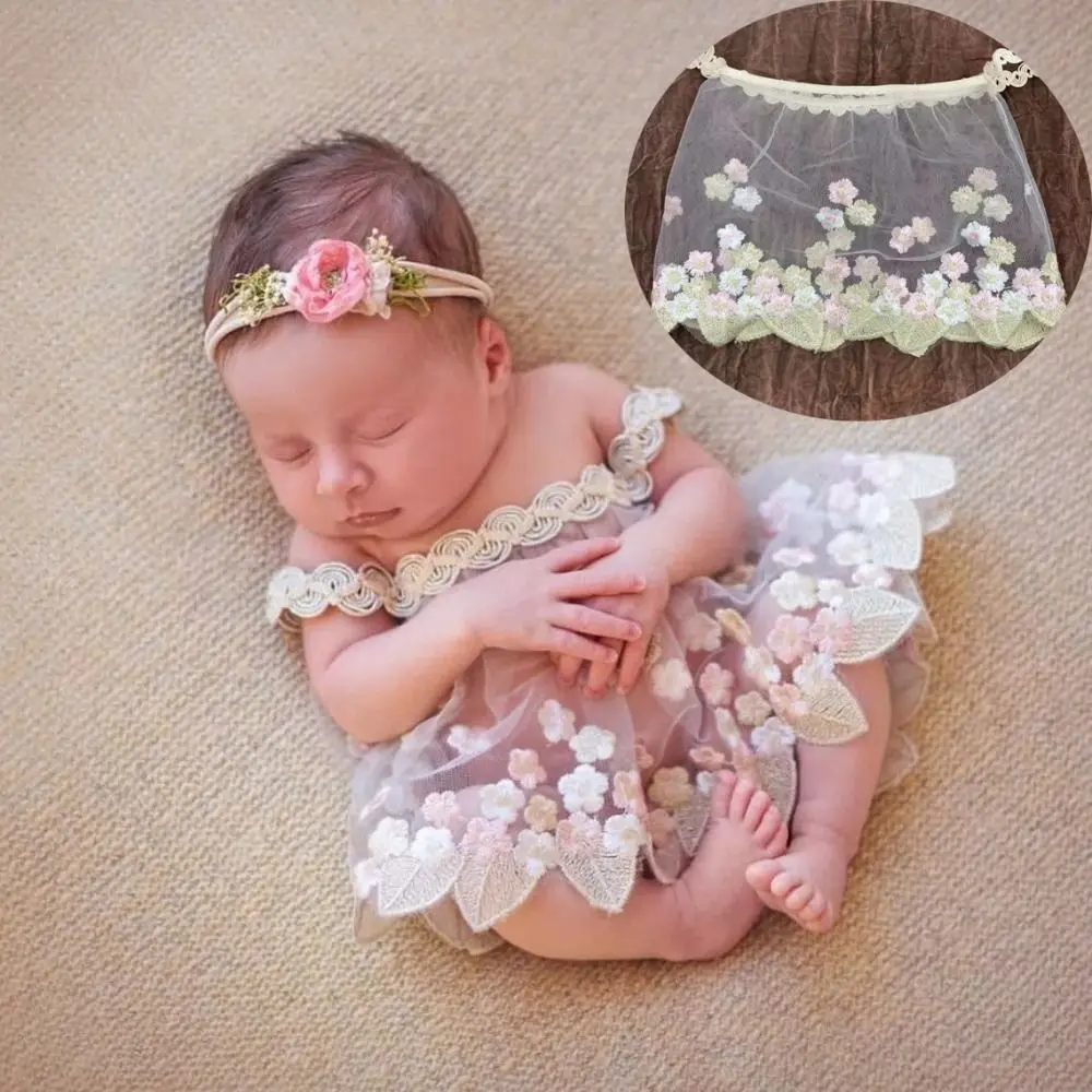 Vestido de encaje para recién nacido con bordado floral - imagen 5
