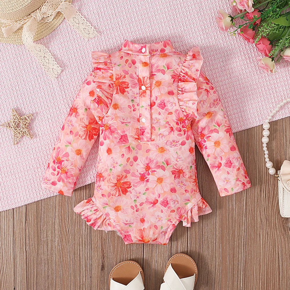 Ropa de recién nacida con estampado floral – mono manga larga
