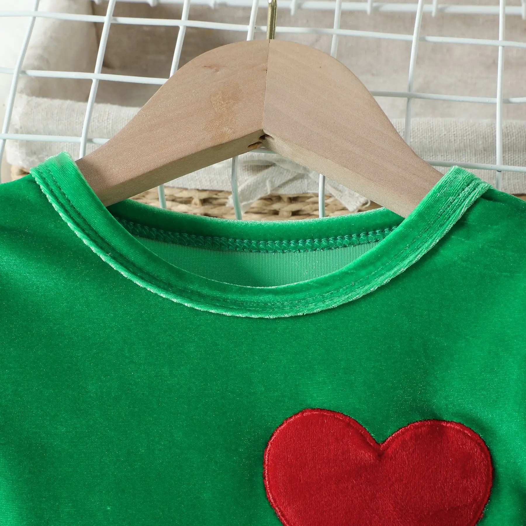 Conjunto invierno niña recién nacida de lana: mono y diadema - imagen 4