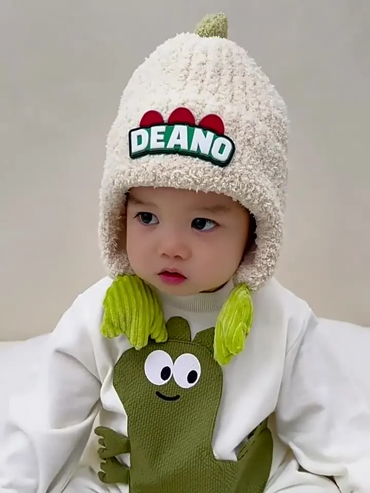 Gorro niño cálido de otoño e invierno con protección oídos