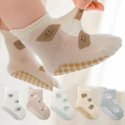 Calcetines antideslizantes infantiles de suelo con dibujos animados