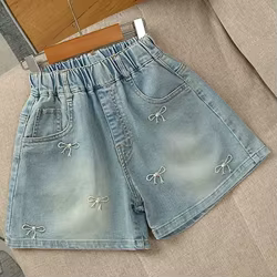 Shorts de verano denim para niña con bordado