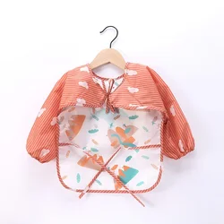 Babero impermeable de manga larga para bebé