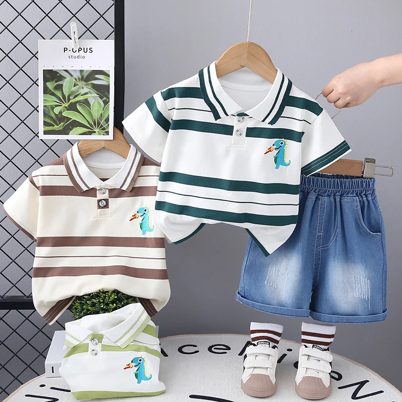 Conjunto verano bebé camiseta a rayas y pantalón corto