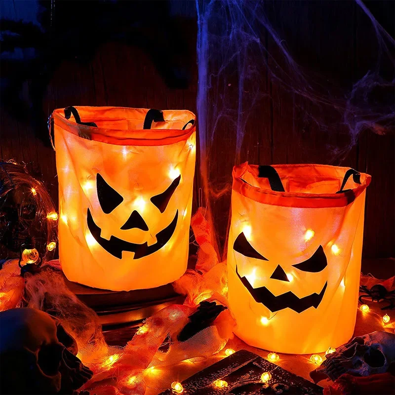 La calabaza LED Halloween – Cubo plegable para dulces