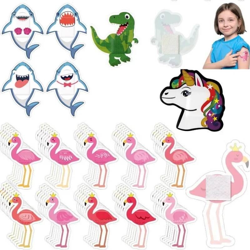 Vendaje con dibujos animados en forma de corazón